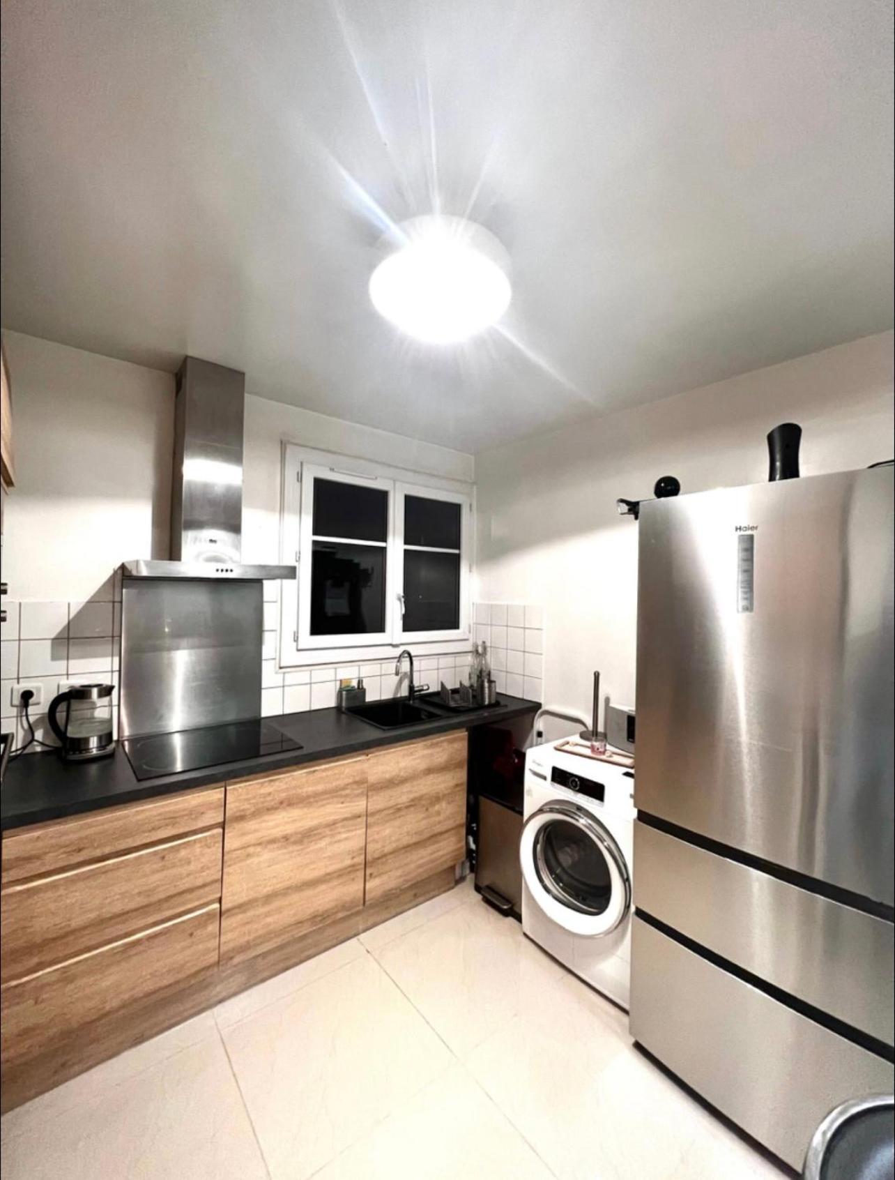 Modern 2 Bedroom Apartment Near Paris Metro, Giant Flat Screen Tv 85 Inches, Balcony, Free Parking イヴリー＝シュル＝セーヌ エクステリア 写真